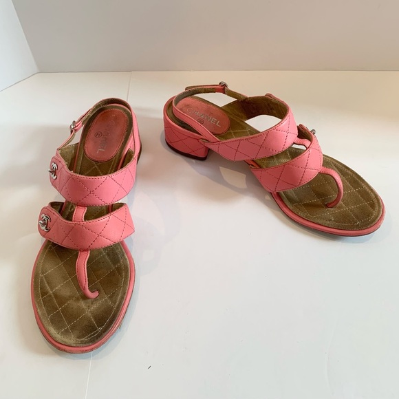 COPY - Chanel Quilted Leather Sandals - Size 37.5 - Picture 3 of 8